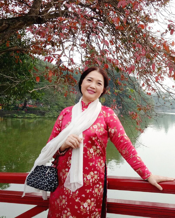 Hôn nhân đời thực của mỹ nhân Hà thành xưa: NSƯT Lê Vân sống kín tiếng với người chồng ngoại quốc- Ảnh 5.