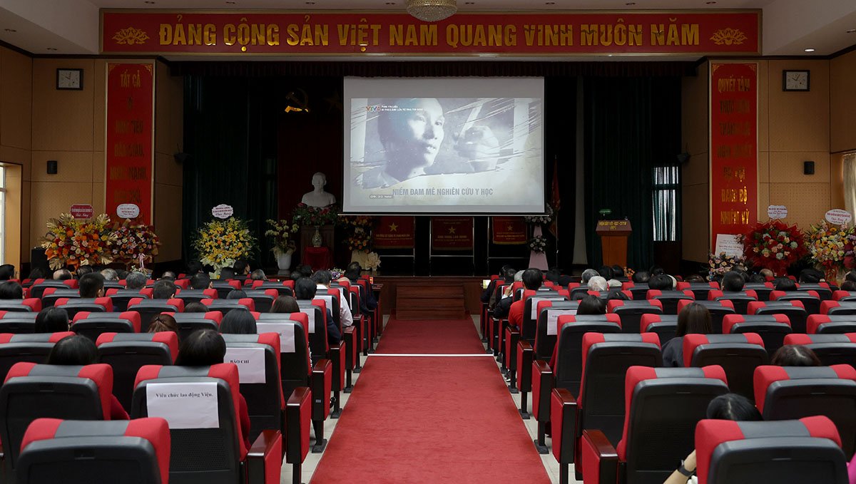 Cuộc thi tìm hiểu về cuộc đời, sự nghiệp GS.BS Anh hùng Liệt sĩ Đặng Văn Ngữ: Khơi dậy niềm tự hào của cán bộ y tế
- Ảnh 5.