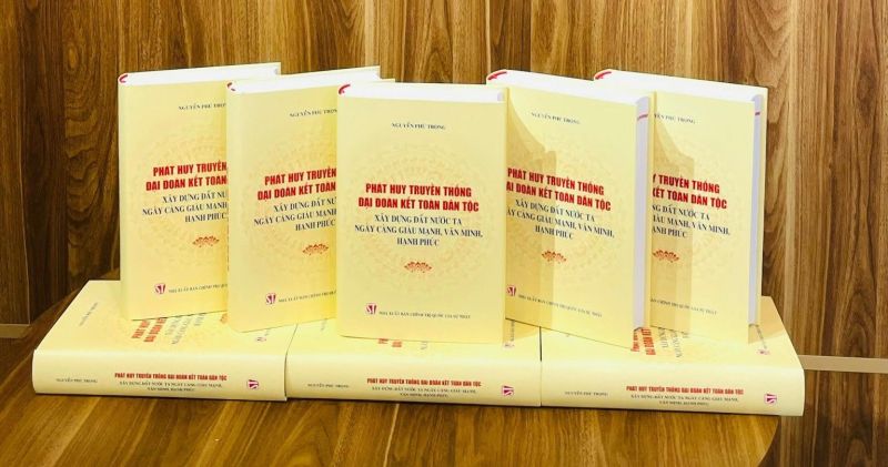 Quán triệt, lan tỏa những giá trị cốt lõi trong 2 cuốn sách của Tổng Bí thư Nguyễn Phú Trọng
- Ảnh 5.