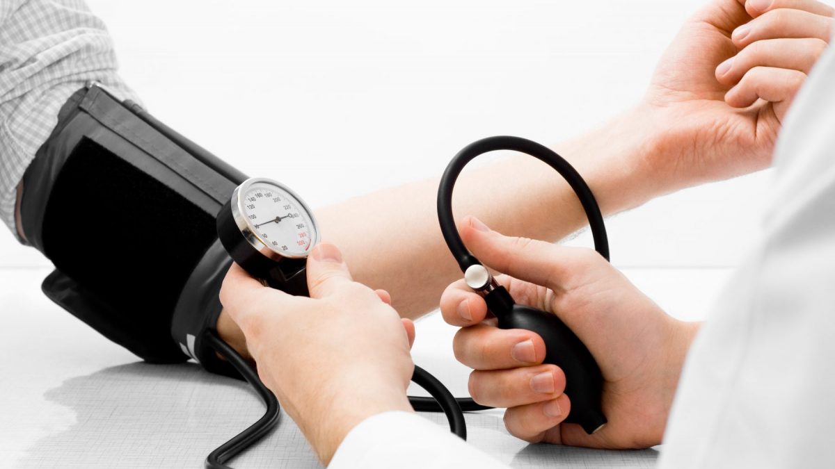 Tăng huyết áp có di truyền không?