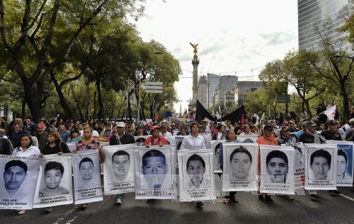 Thám tử cũng biến mất khi điều tra vụ 43 sinh viên Mexico mất tích- Ảnh 1.