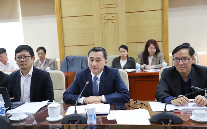 Thứ trưởng Bộ Y tế Trần Văn Thuấn tiếp Phó Trưởng Đại diện JICA Việt Nam