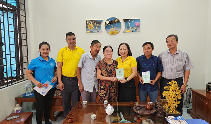 Nhiều cách làm thiết thực thu hút người dân tự nguyện tham gia BHXH
- Ảnh 1. Nhiều cách làm thiết thực thu hút người dân tự nguyện tham gia BHXH
- Ảnh 1.