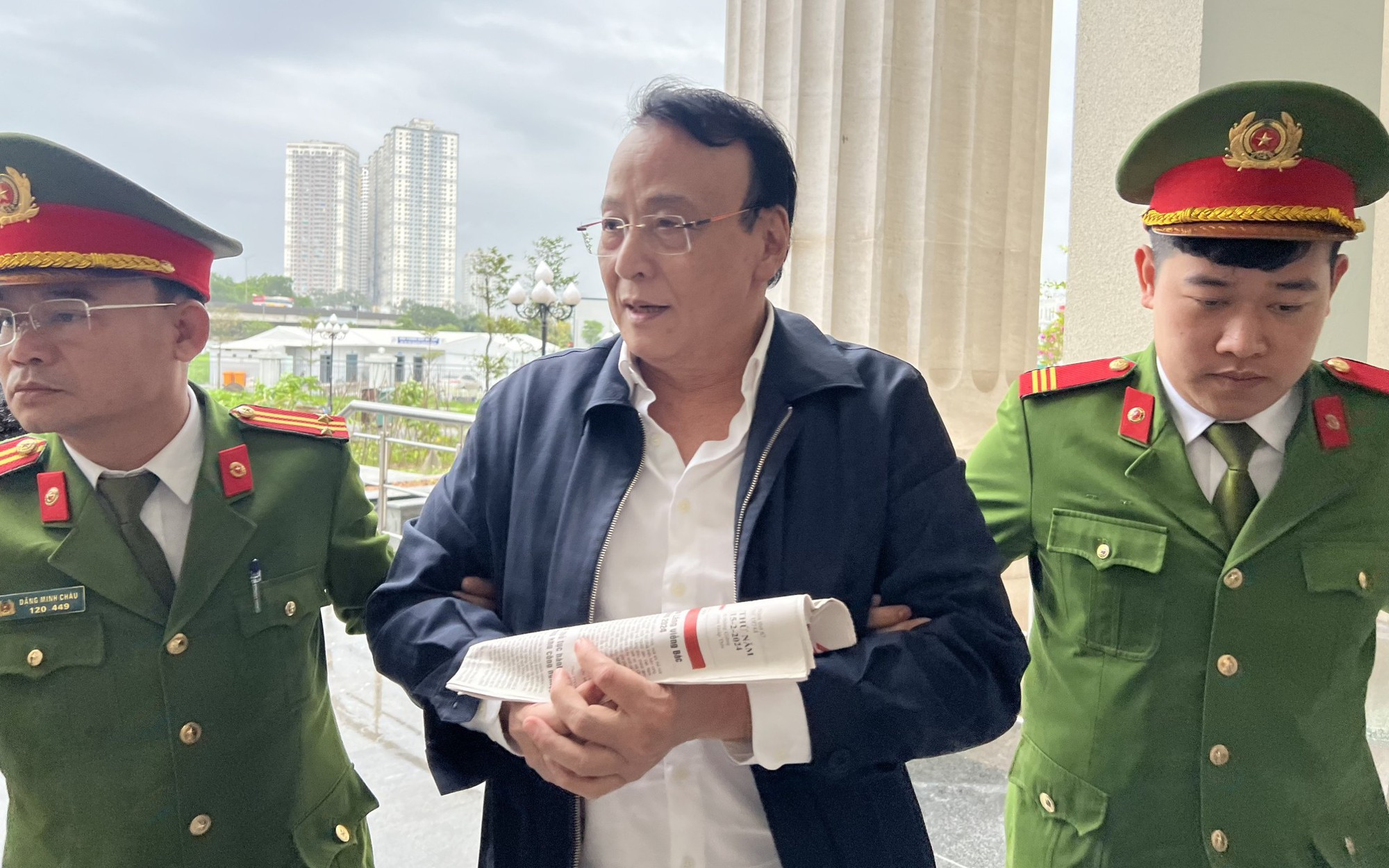 Hàng nghìn bị hại đổ về phiên tòa xử vụ án Tân Hoàng Minh