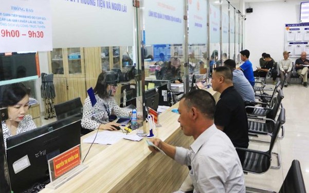Nội thành Hà Nội có thêm điểm cấp đổi giấy phép lái xe