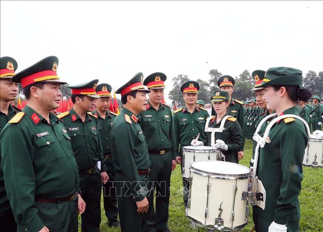 Kiểm tra huấn luyện diễu binh, diễu hành kỷ niệm Chiến thắng Điện Biên Phủ- Ảnh 4.
