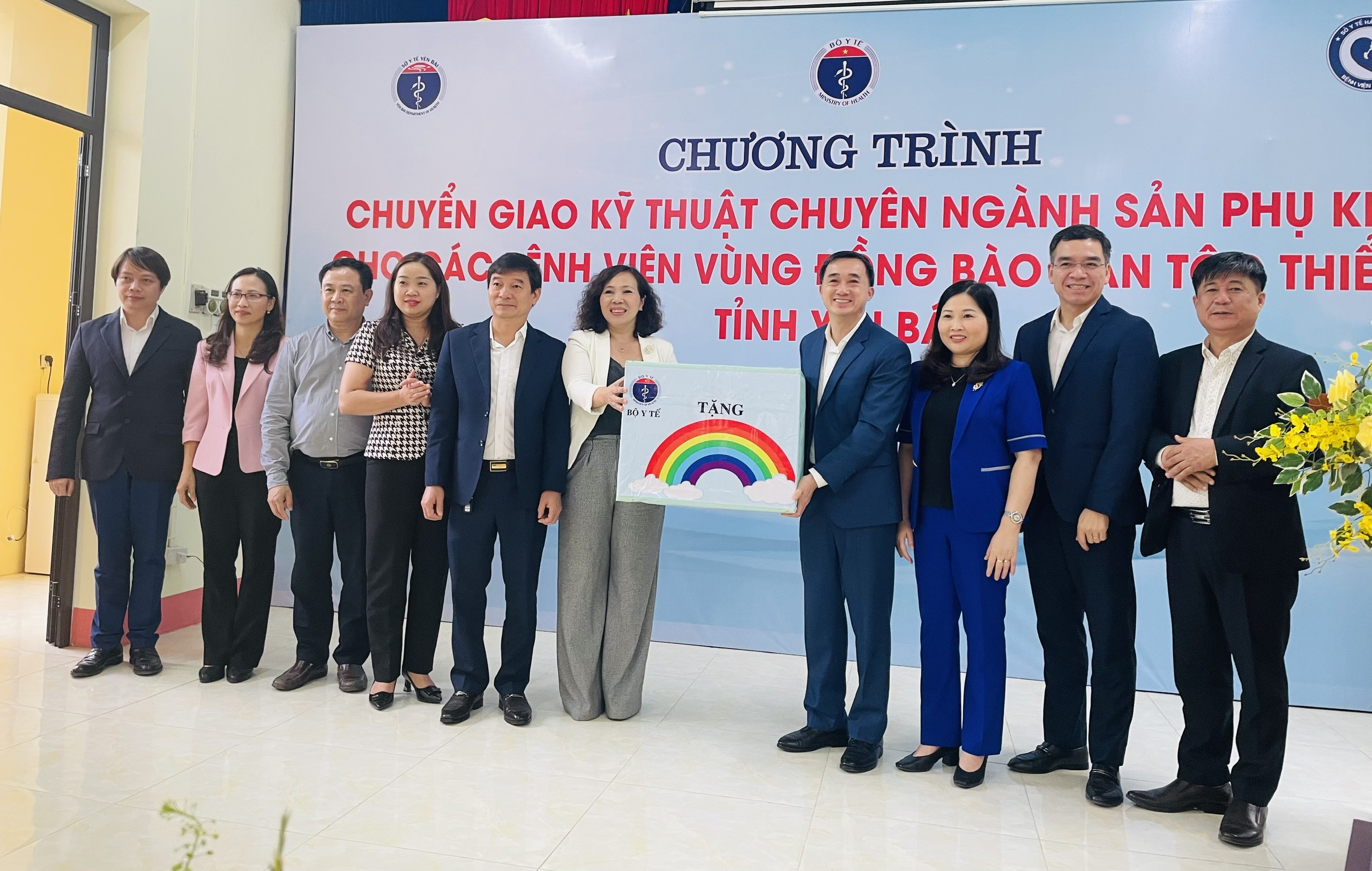 Thứ trưởng Trần Văn Thuấn: Bộ Y tế tái khởi động các đề án nối gần vùng khó khăn với tuyến trên- Ảnh 5.