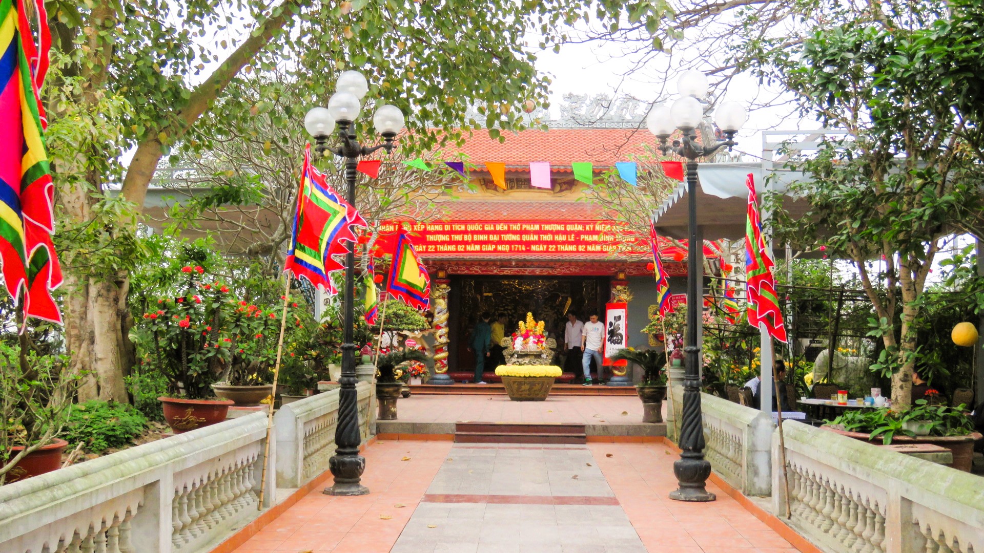 Trao bằng xếp hạng di tích quốc gia đền thờ Phạm Thượng Quận- Ảnh 3.