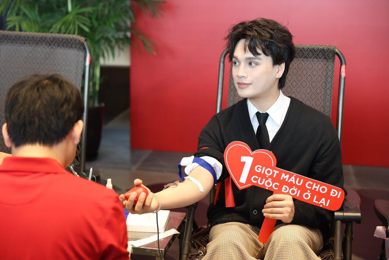 Chủ Nhật Đỏ lần thứ 16 năm 2024 tiếp nhận hơn 47.000 đơn vị máu
- Ảnh 4.
