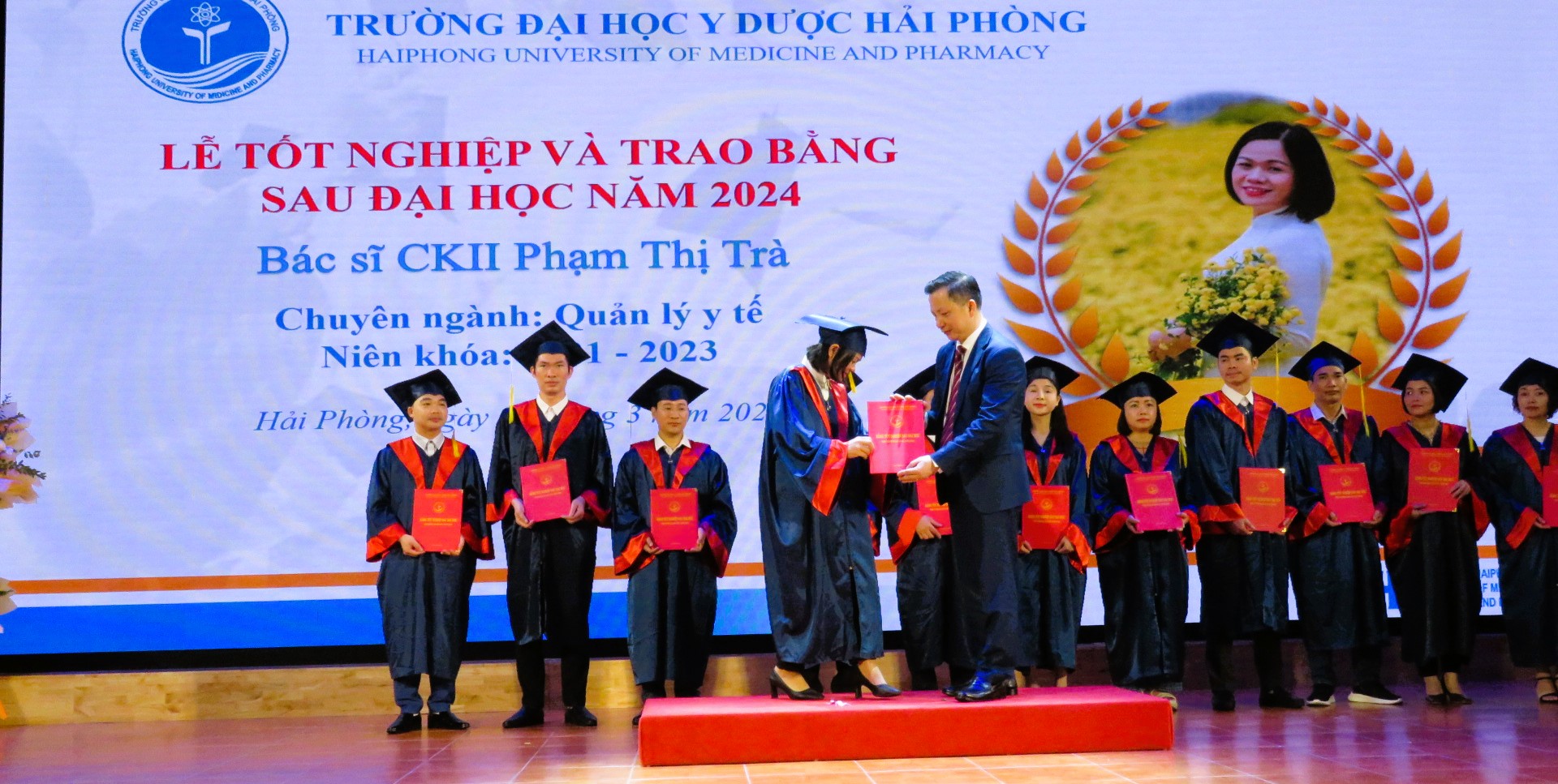 Gần 400 học viên Đại học Y dược Hải Phòng nhận bằng tốt nghiệp sau đại học- Ảnh 5.