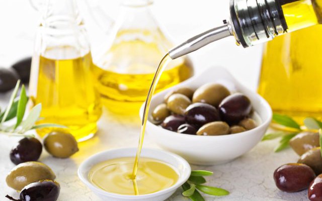 5 loại dầu tốt cho sức khỏe nên dùng khi nấu ăn