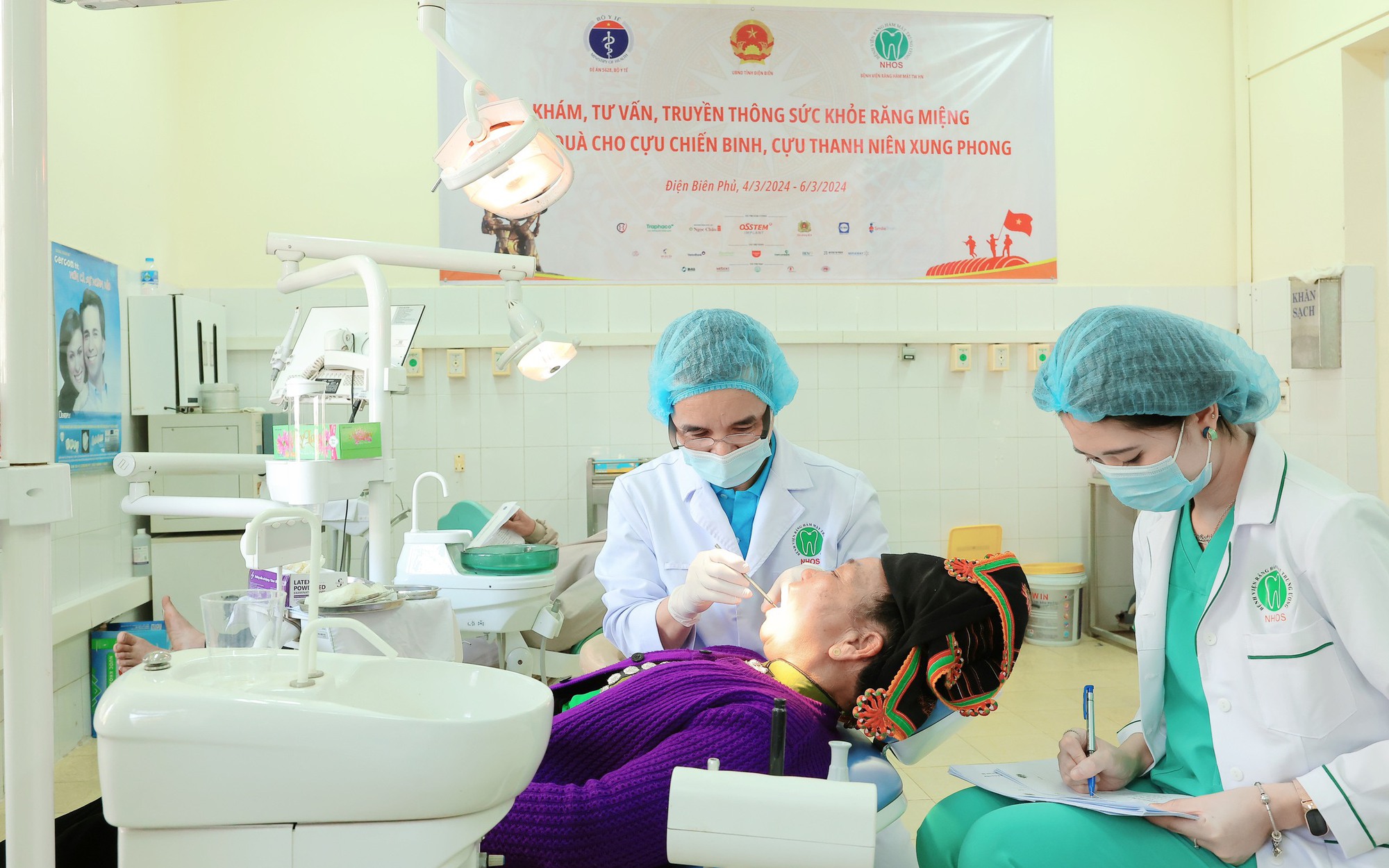 Chăm sóc sức khỏe răng miệng, phẫu thuật miễn phí khuyết tật hàm mặt cho cựu chiến binh, trẻ em Điện Biên
