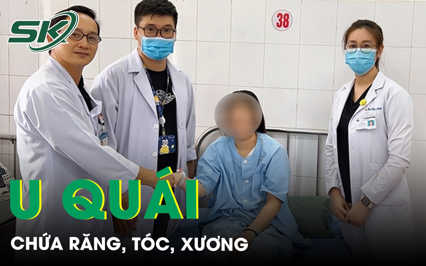 Loại bỏ khối u quái chứa răng, tóc, xương cứu nữ bệnh nhân