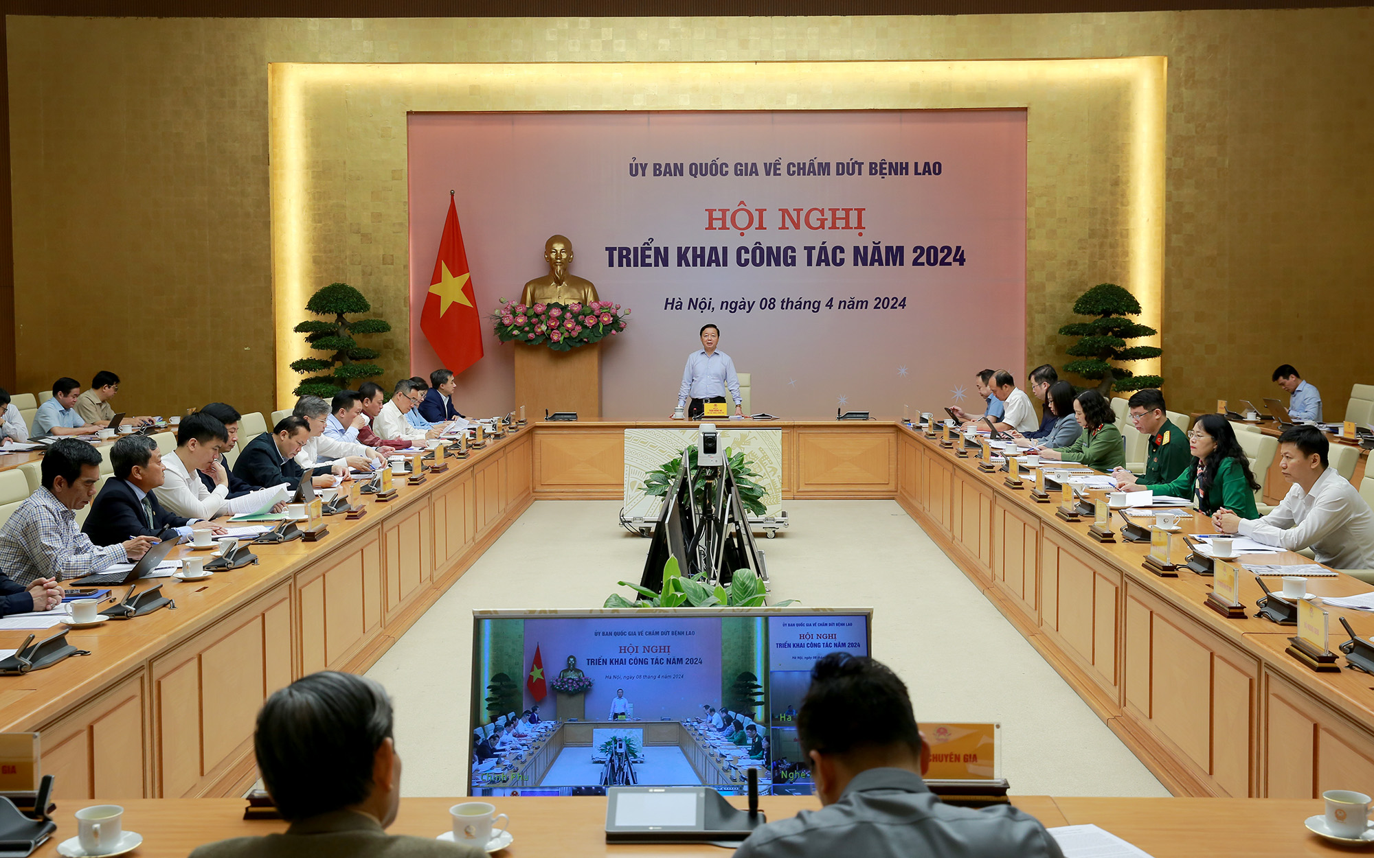 Phó Thủ tướng Trần Hồng Hà chỉ đạo loạt biện pháp để chấm dứt bệnh lao vào năm 2030