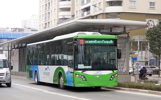 Vì sao Hà Nội chưa nên phát triển buýt nhanh BRT trong nhiều năm tới?
