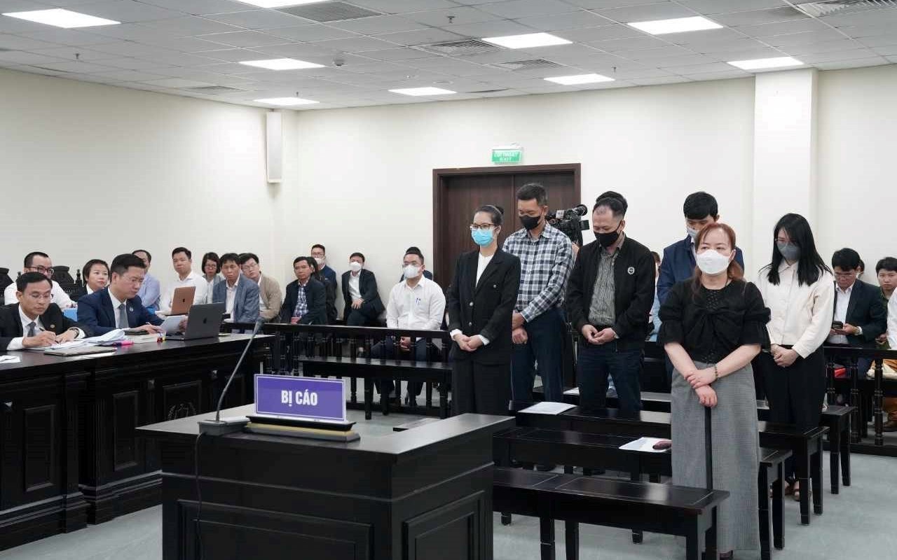 Tranh tụng "nảy lửa" tại phiên xử cựu Chủ tịch Vimedimex Nguyễn Thị Loan