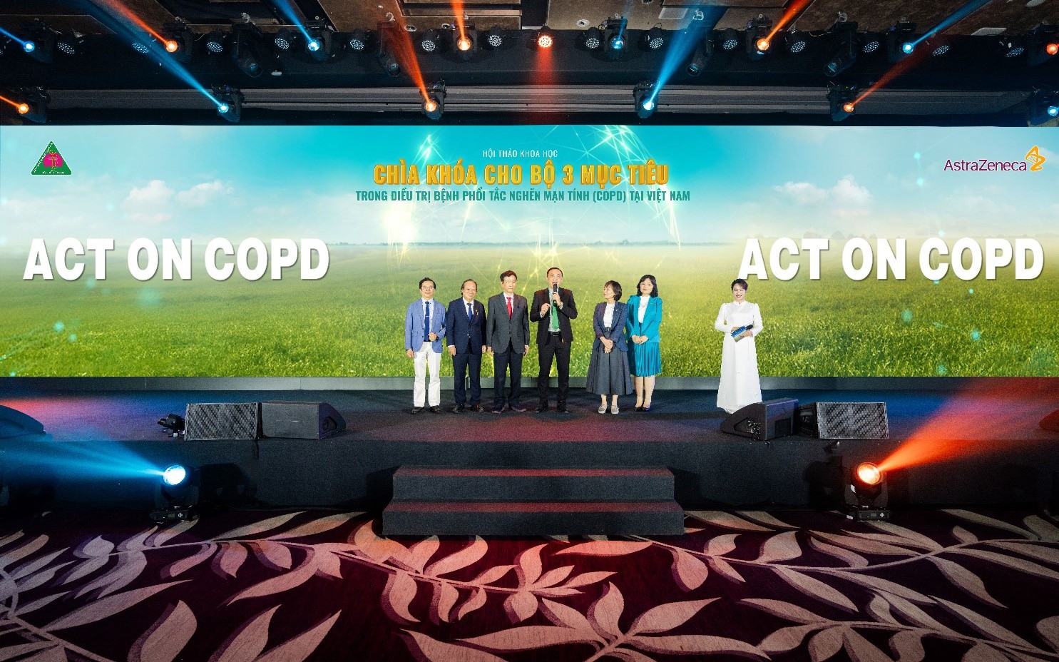 Cứu sống cụ ông 80 tuổi suy hô hấp nguy kịch- Ảnh 5. Cứu sống cụ ông 80 tuổi suy hô hấp nguy kịch- Ảnh 5.