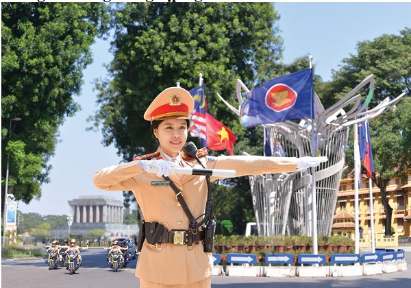 Nghỉ lễ 30/4 và 1/5: Người dân cần biết hướng dẫn phân luồng giao thông khi viếng Lăng Chủ tịch Hồ Chí Minh- Ảnh 1.