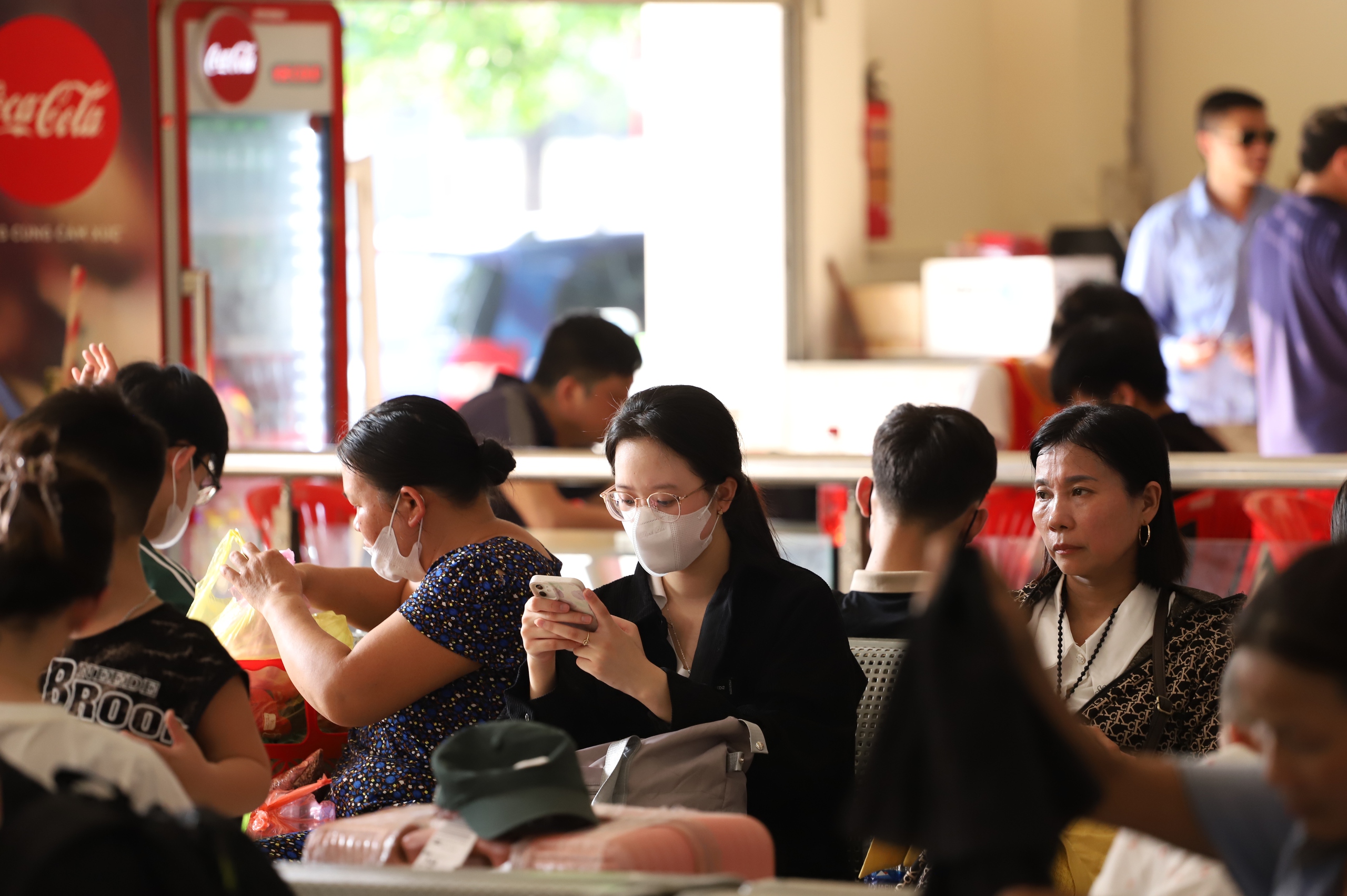 Bến xe Hà Nội 'tăng nhiệt', lượng khách có thể đạt 15.000 người/ngày- Ảnh 19.
