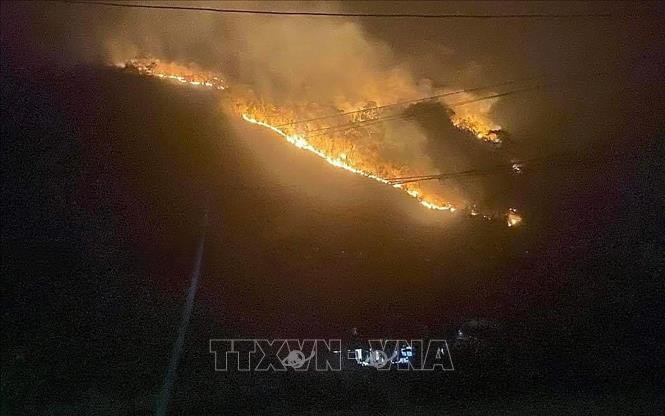 Liên tiếp cháy rừng tại xã Chiềng Lương, Sơn La