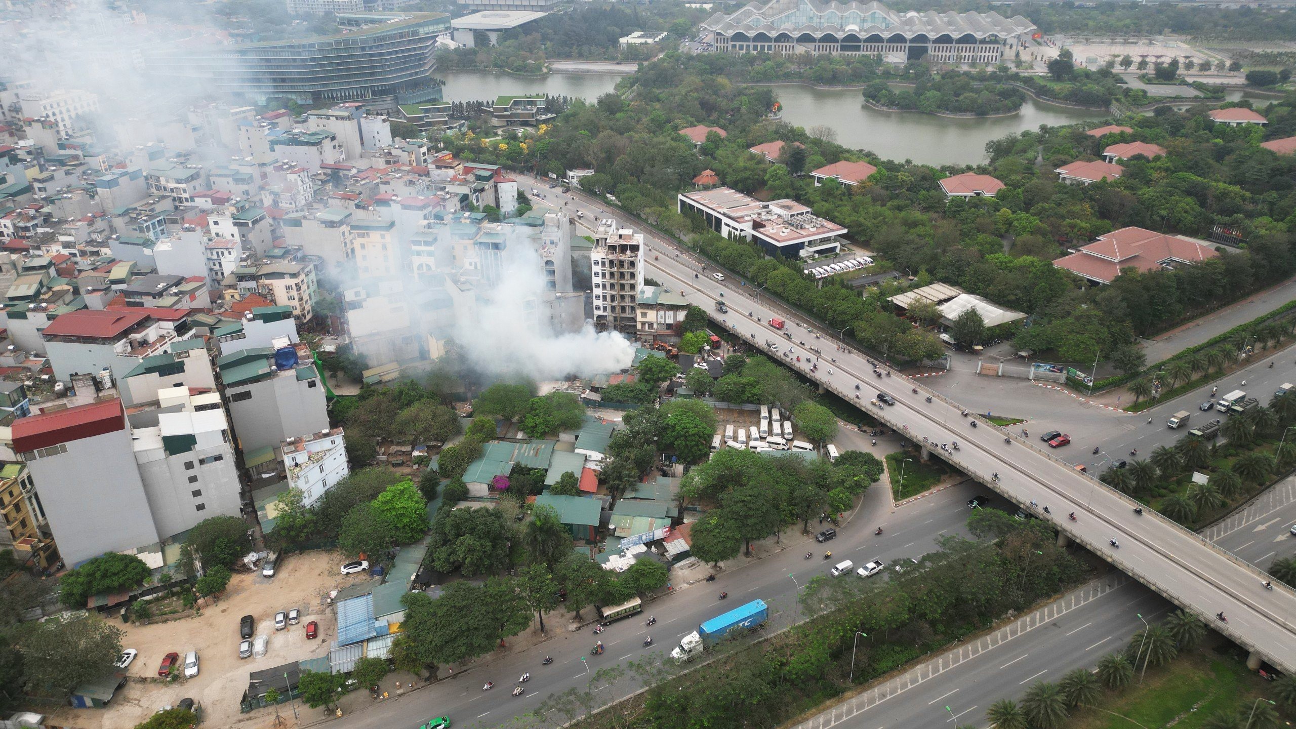 Ảnh hiện trường vụ cháy lớn tại Nam Từ Liêm, Hà Nội- Ảnh 14.