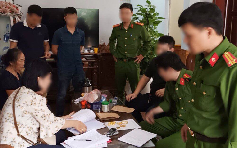 Cảnh sát biển khám bệnh, tặng quà cho hàng trăm ngư dân Khánh Hòa- Ảnh 4.
