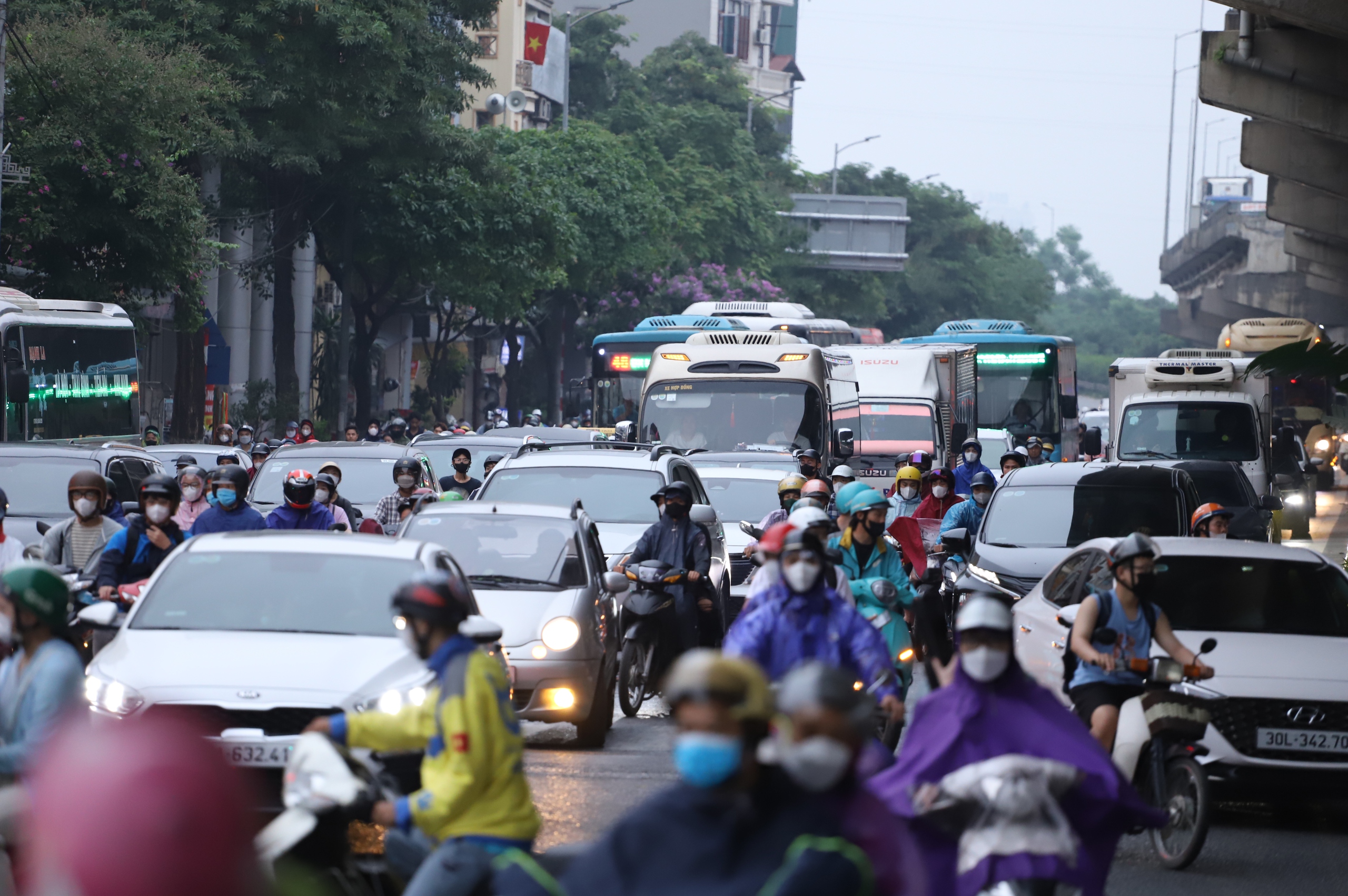 Bất ngờ tình hình giao thông tại Hà Nội vào ngày cuối nghỉ lễ 30/4 - 1/5- Ảnh 10.