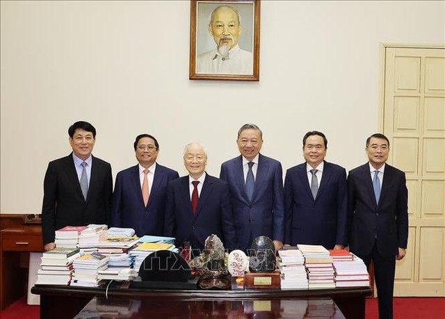 Trung ương giới thiệu Đại tướng Tô Lâm để bầu giữ chức Chủ tịch nước - Ảnh 1.