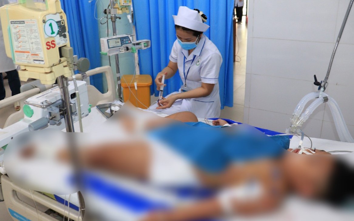 Bộ Y tế yêu cầu đình chỉ, xử lý nghiêm sai phạm cơ sở bánh mì tại Đồng Nai khiến gần 300 người ngộ độc 