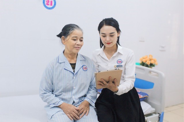 Bệnh viện YHCT Nghệ An đổi mới toàn diện, hướng tới sự hài lòng của người bệnh- Ảnh 2.