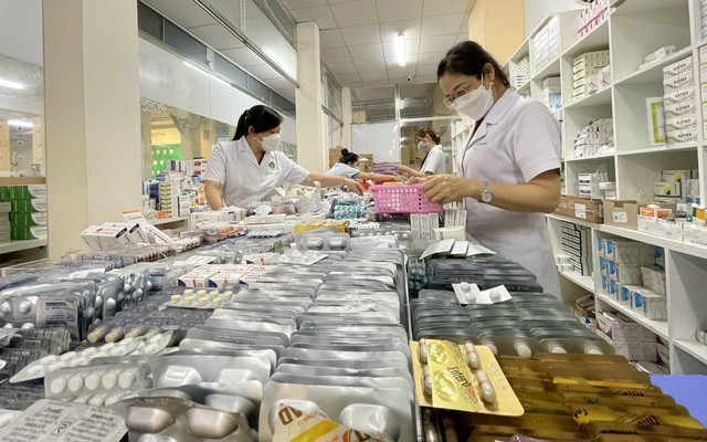 Bộ Y tế ban hành liên tiếp 4 Thông tư tháo gỡ tối đa bất cập mua sắm, đấu thầu thuốc, vật tư