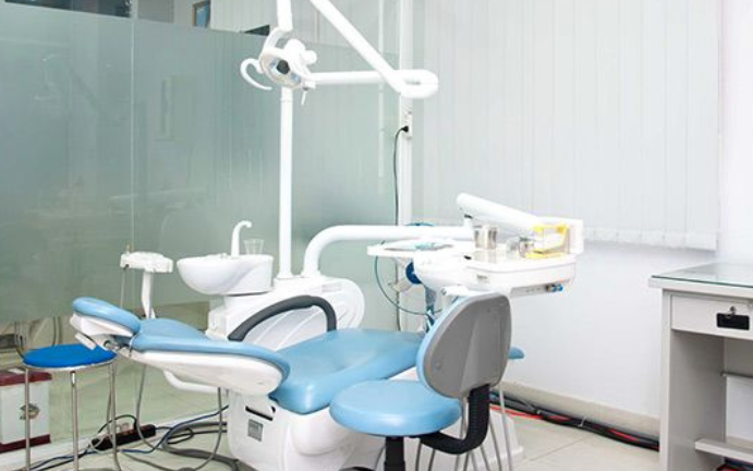 Thanh tra Sở Y tế Hà Nội phạt nhiều phòng khám răng hàm mặt vì quảng cáo chưa được cấp phép