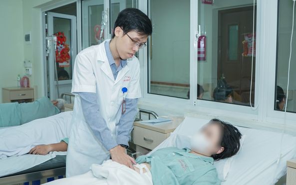 Phẫu thuật viêm ruột thừa cho cô gái bị đảo ngược phủ tạng hiếm gặp