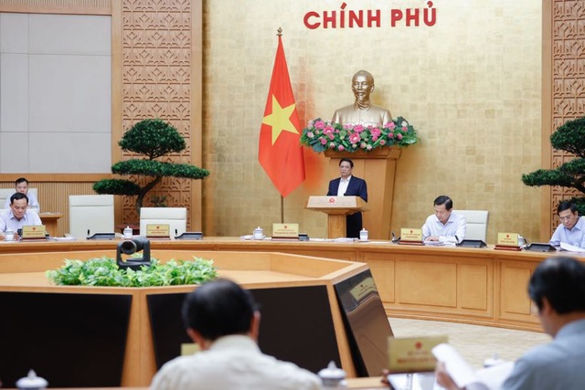 Thủ tướng chủ trì Phiên họp Chính phủ thường kỳ tháng 4 để thảo luận nhiều nội dung quan trọng- Ảnh 2.