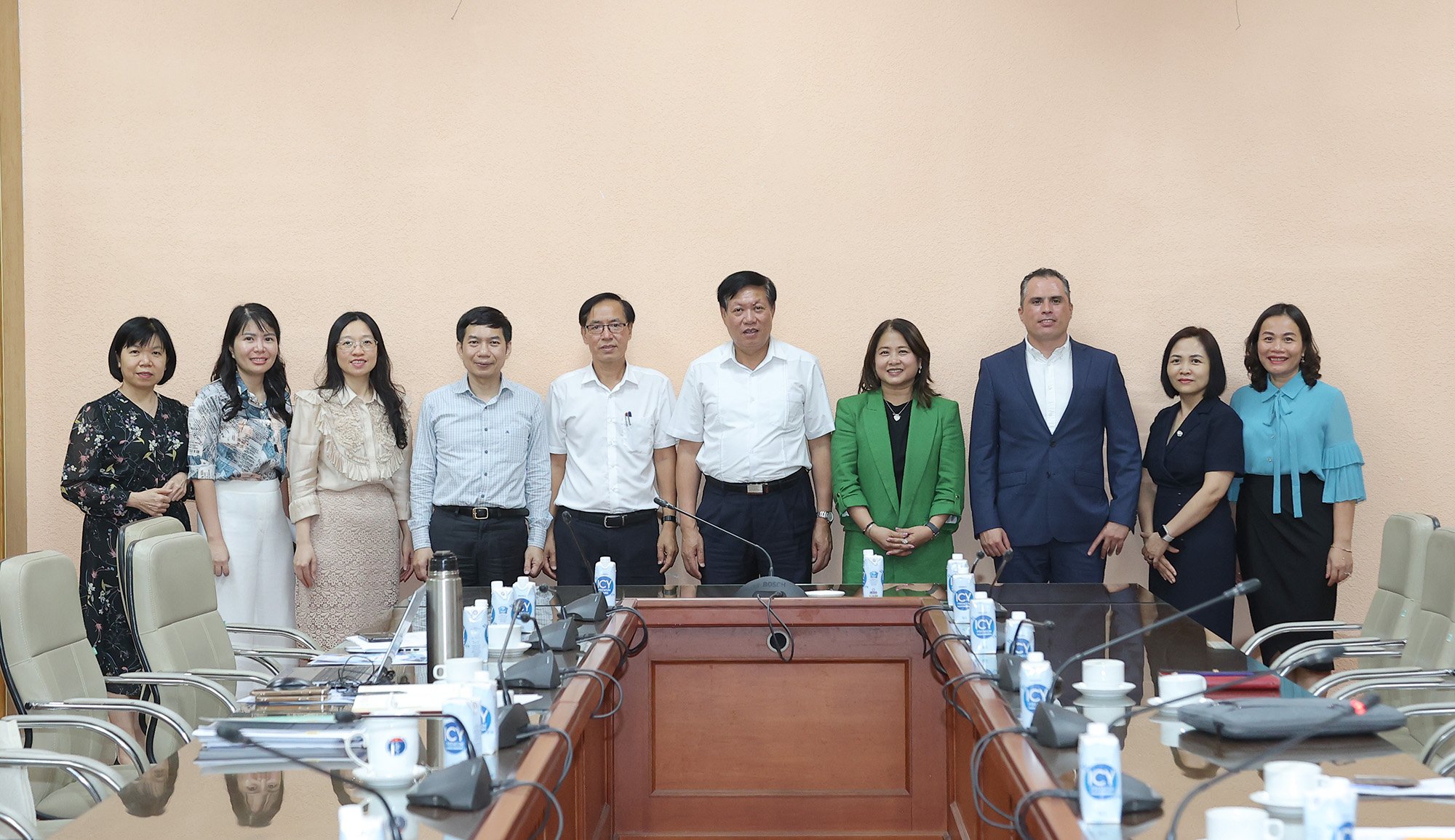 Bộ Y tế và Boehringer Inglheim Việt Nam trao đổi thúc đẩy nhập khẩu, tiếp cận thuốc- Ảnh 3.
