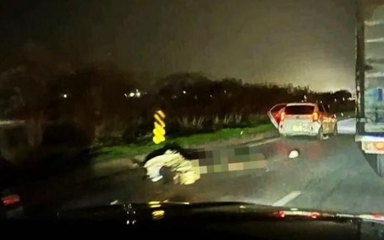 Đi ngược chiều trên cao tốc, người đi xe máy tử vong tại chỗ sau va chạm với ô tô
