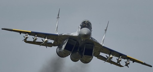 Máy bay chiến đấu Ukraine tấn công lãnh thổ Nga: Leo thang mới trong xung đột?- Ảnh 1.