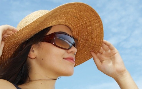 8 biện pháp bảo vệ mắt tránh tia tử ngoại trong mùa hè