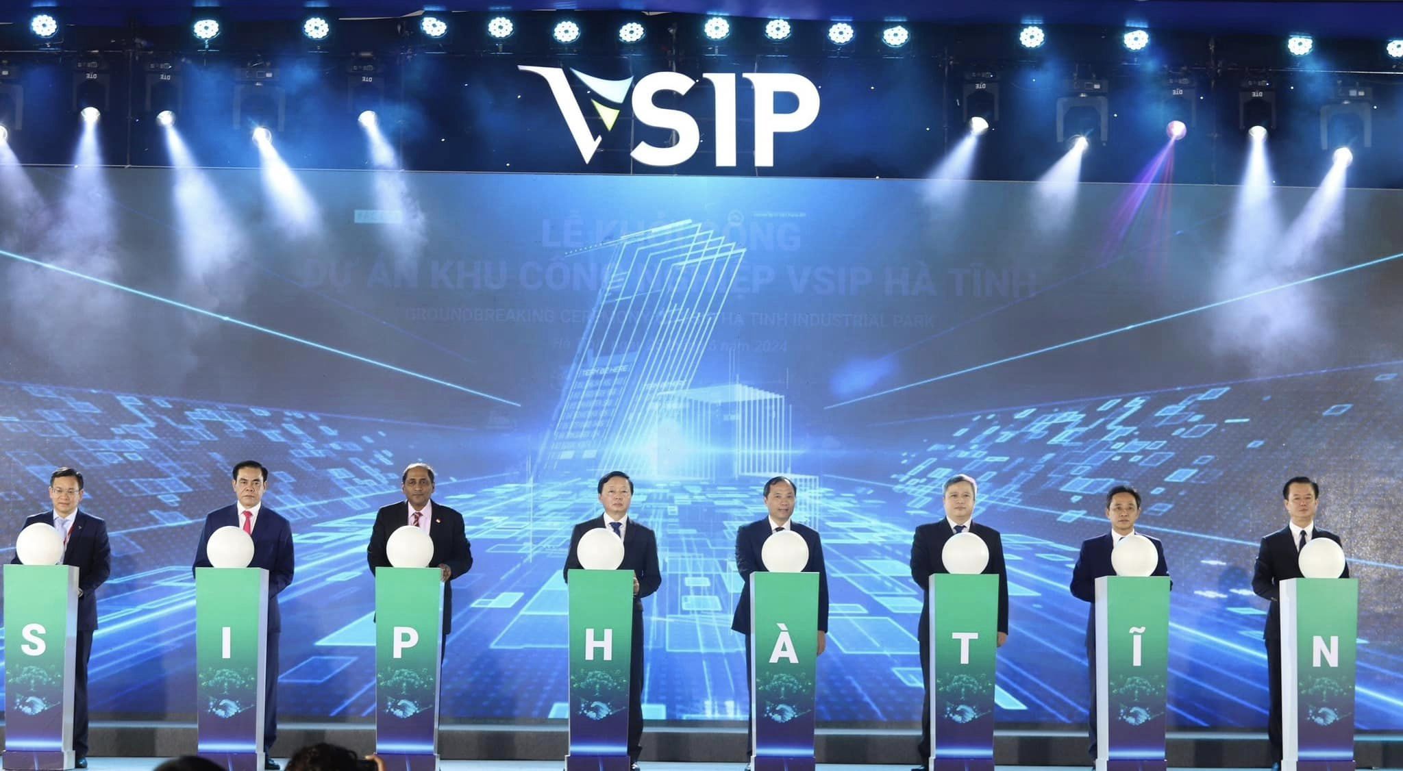 Phó Thủ tướng Trần Hồng Hà dự lễ khởi công dự án VSIP Hà Tĩnh- Ảnh 3.