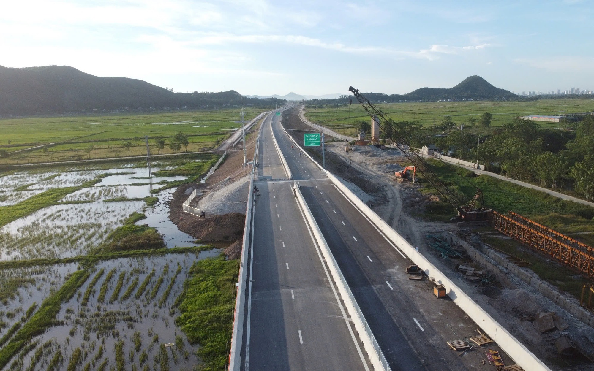 Cao tốc Diễn Châu - Bãi Vọt thu phí bao nhiêu tiền/km?