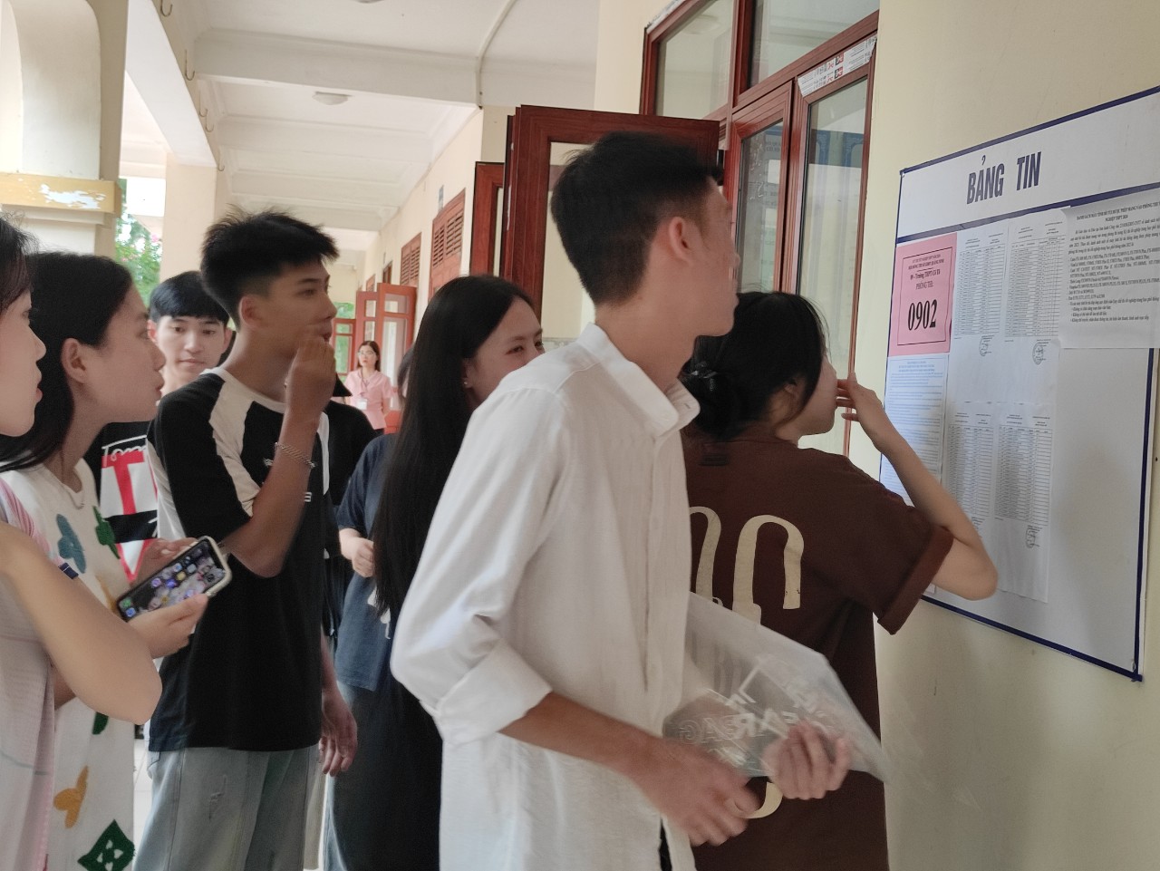 Quảng Ninh: 18.000 thí sinh sẵn sàng cho Kỳ thi tốt nghiệp THPT năm 2024- Ảnh 2.