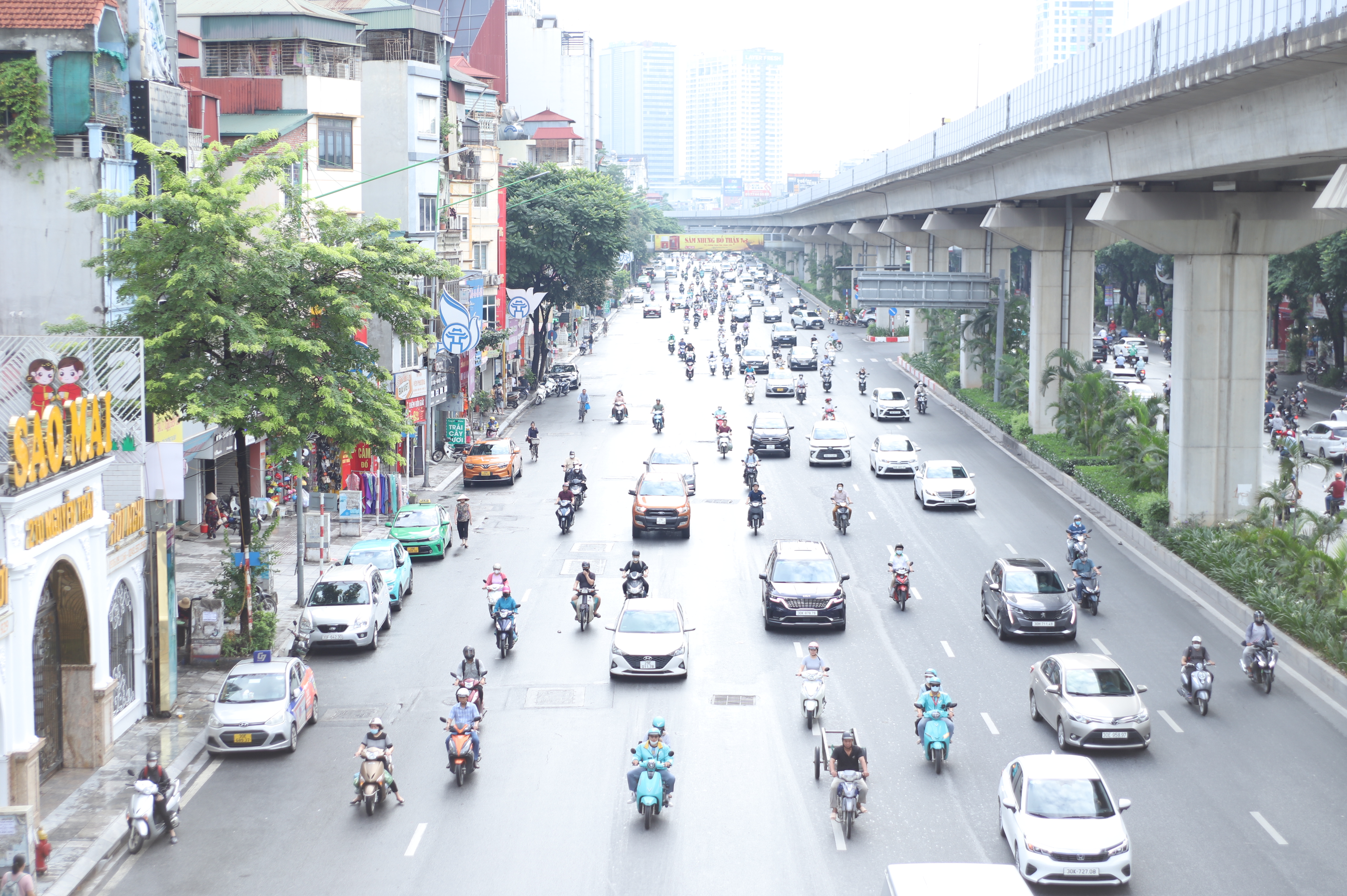 Đường, phố Hà Nội thông thoáng trong ngày đầu thi tốt nghiệp THPT Quốc gia- Ảnh 13.