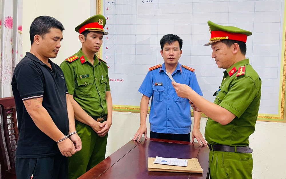 Gây tai nạn chết người, tài xế xe khách giường nằm bị khởi tố- Ảnh 2.