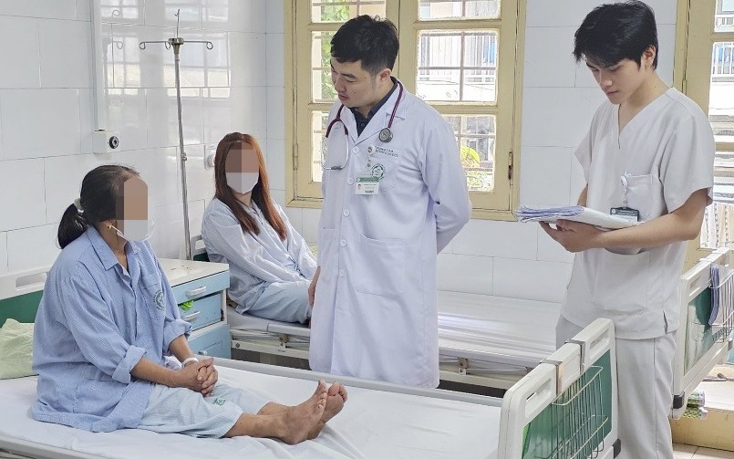 Sưng đau ngực trái, đi khám phát hiện ung thư vú giai đoạn 2