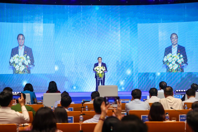 Thủ tướng: Phấn đấu 100% người dân Hà Nội được cấp Hồ sơ sức khỏe điện tử cá nhân- Ảnh 5.