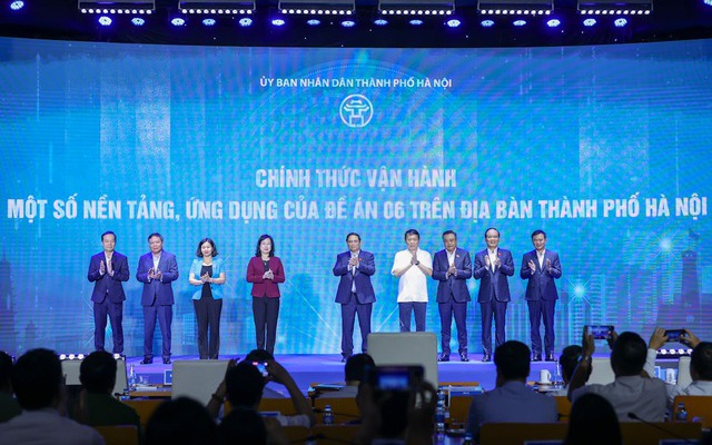 Thủ tướng: Phấn đấu 100% người dân Hà Nội được cấp Hồ sơ sức khỏe điện tử cá nhân