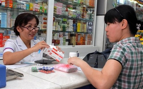Đơn giản hóa, đẩy mạnh cải cách thủ tục hành chính trong cấp, gia hạn giấy đăng ký thuốc