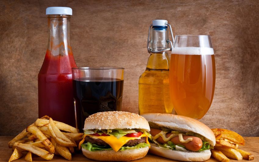 Những món ăn tốt nhất cho người bị thoái hóa cột sống- Ảnh 4. Thực phẩm có lợi và bất lợi cho bệnh thoái hóa khớp gối