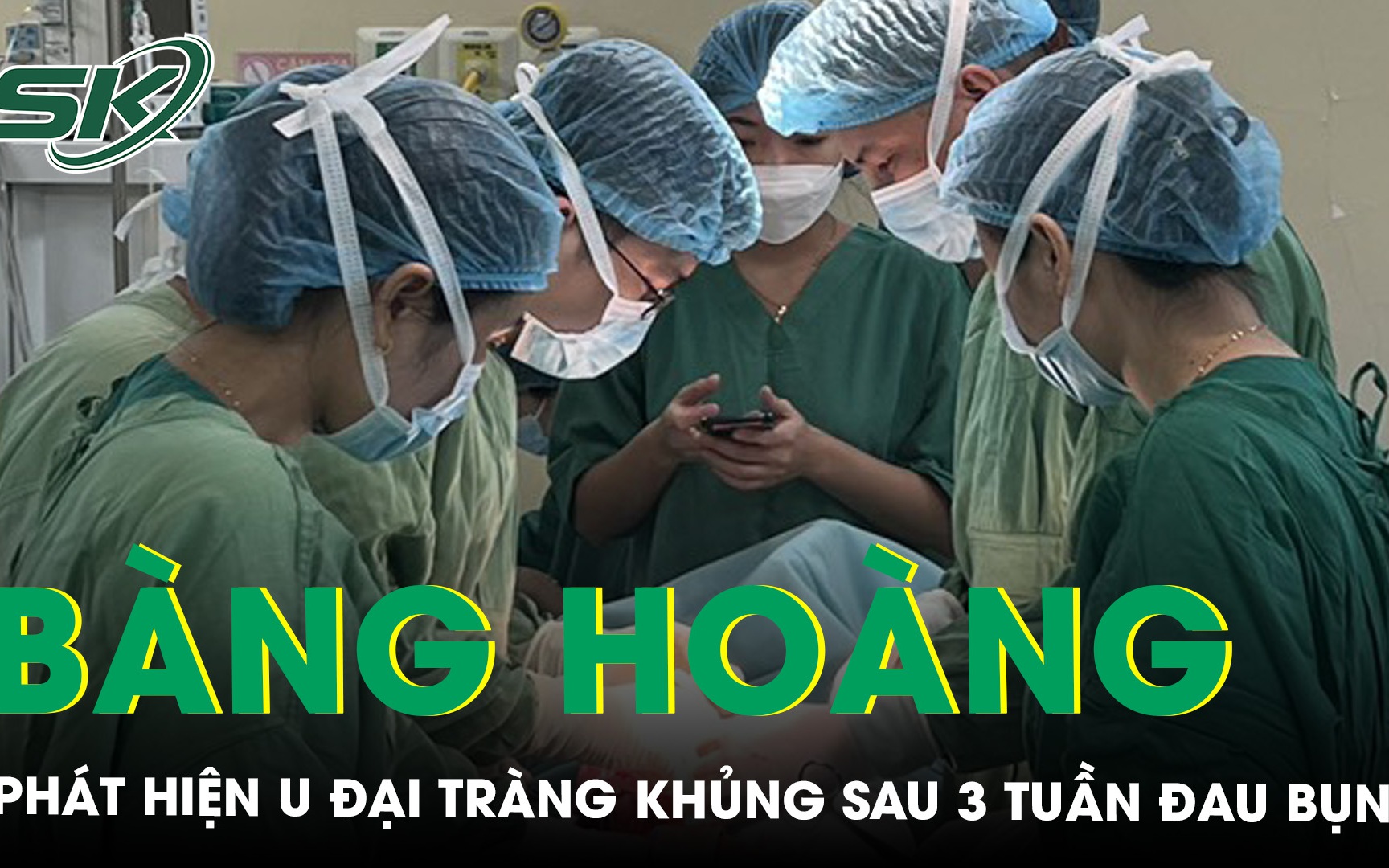 Đau vùng bụng hông phải, bất ngờ phát hiện khối u đại tràng lớn gây bán tắc ruột, hoại tử 