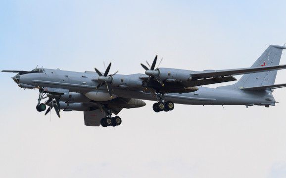 Chuyến bay 15 giờ của máy bay Nga vượt Đại Tây Dương: Điều chỉnh radar hay chiến lược quân sự?